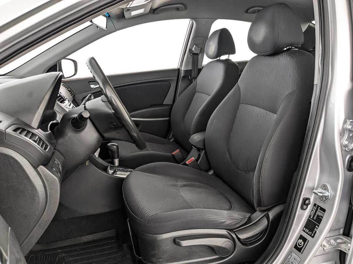 Купить Hyundai Solaris, 2012, 193 166 км, фото №16