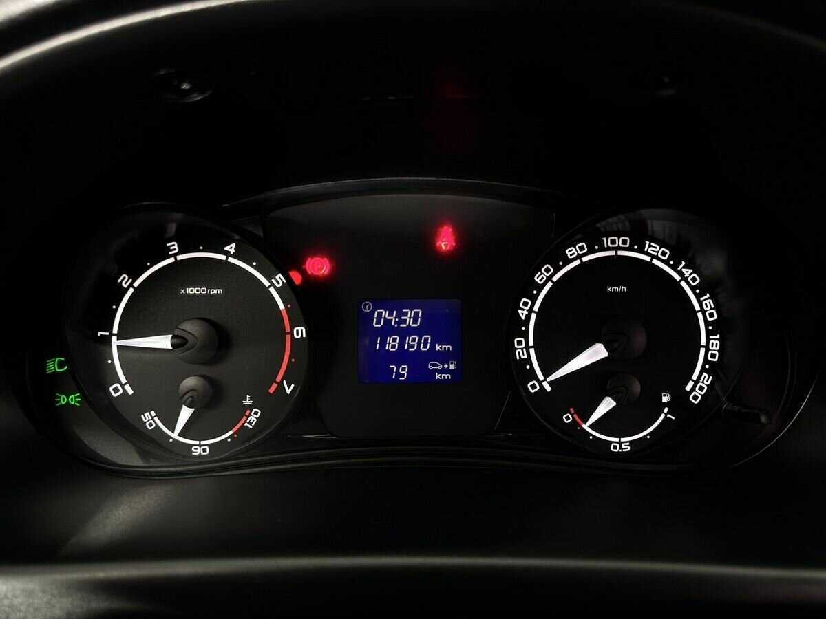 Купить Lada (ВАЗ) Priora, 2017, 118 162 км, фото №11