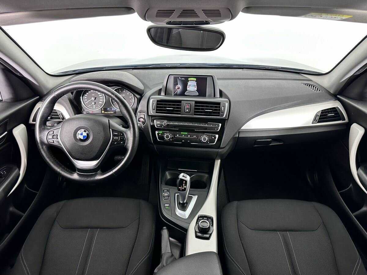 Купить BMW 1 серии 118i, 2017, 66 216 км, фото №9