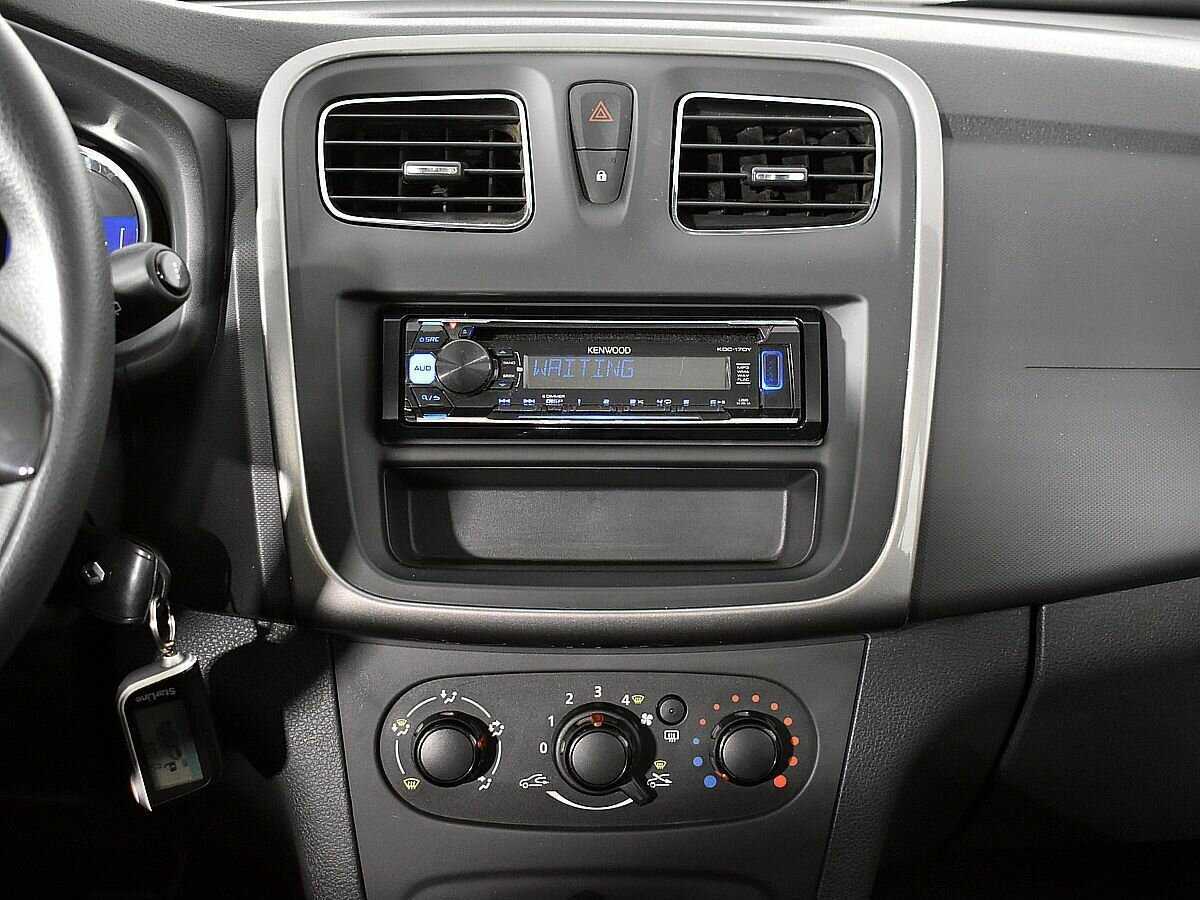 Купить Renault Sandero Stepway, 2016, 76 776 км, фото №13