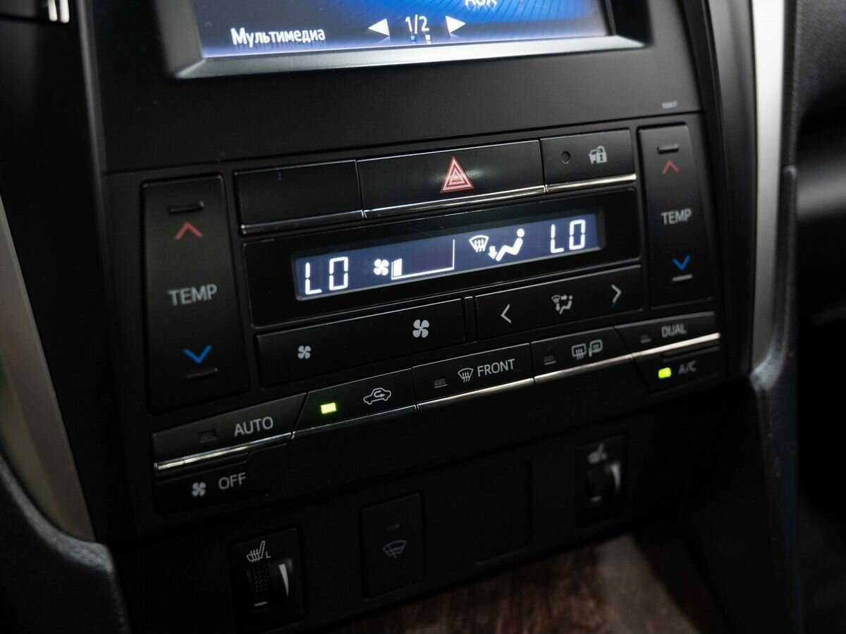 Купить Toyota Camry, 2016, 300 106 км, фото №20