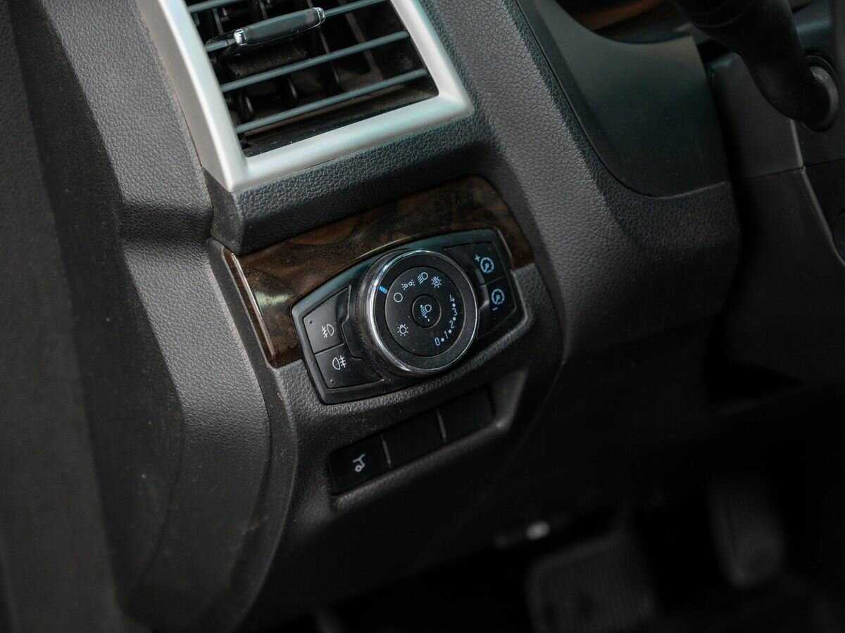 Купить Ford Explorer, 2013, 267 990 км, фото №17