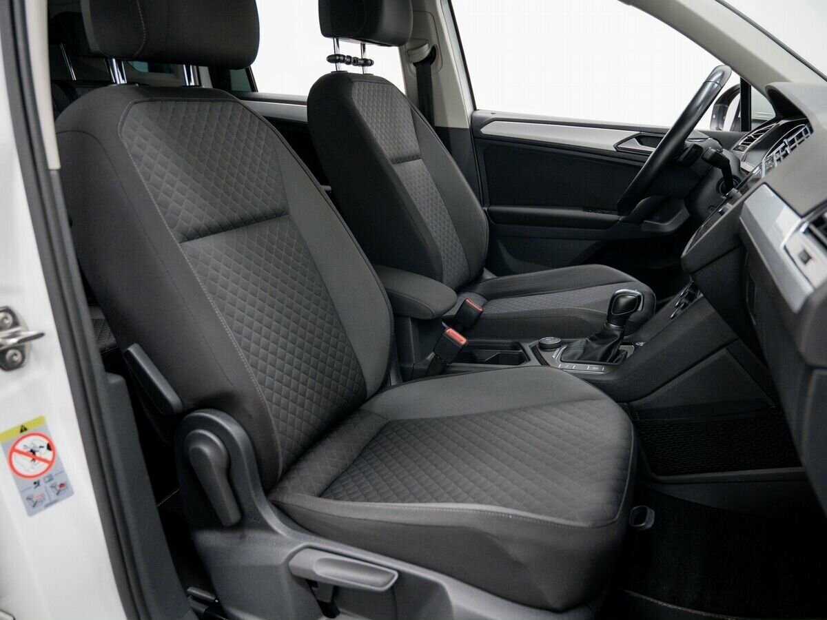 Купить Volkswagen Tiguan, 2018, 120 199 км, фото №8