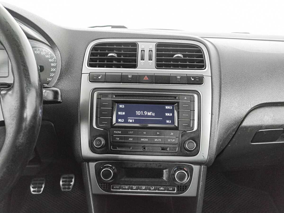 Купить Volkswagen Polo, 2017, 168 939 км, фото №13