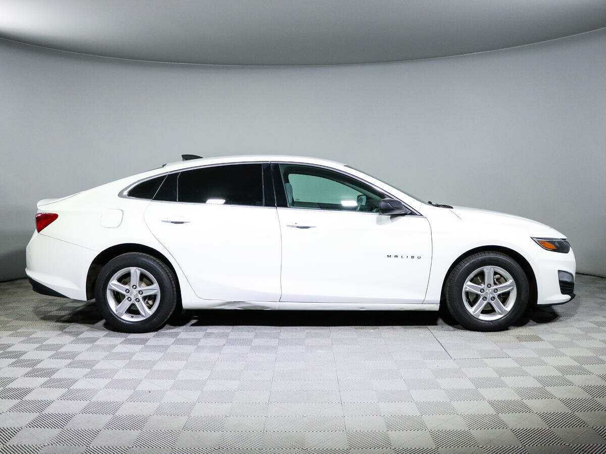 Купить Chevrolet Malibu, 2019, 171 775 км, фото №4