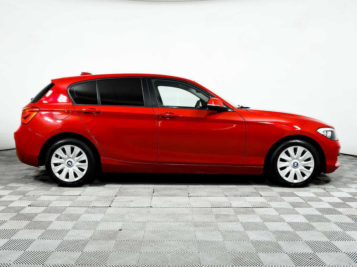 Купить BMW 1 серии 118i, 2016, 85 000 км, фото №4