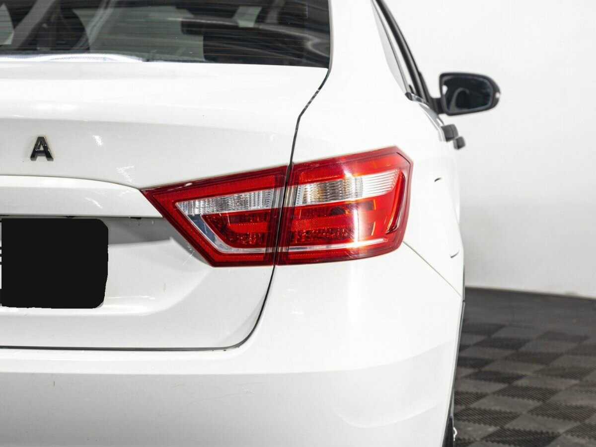 Купить Lada (ВАЗ) Vesta, 2019, 93 143 км, фото №7