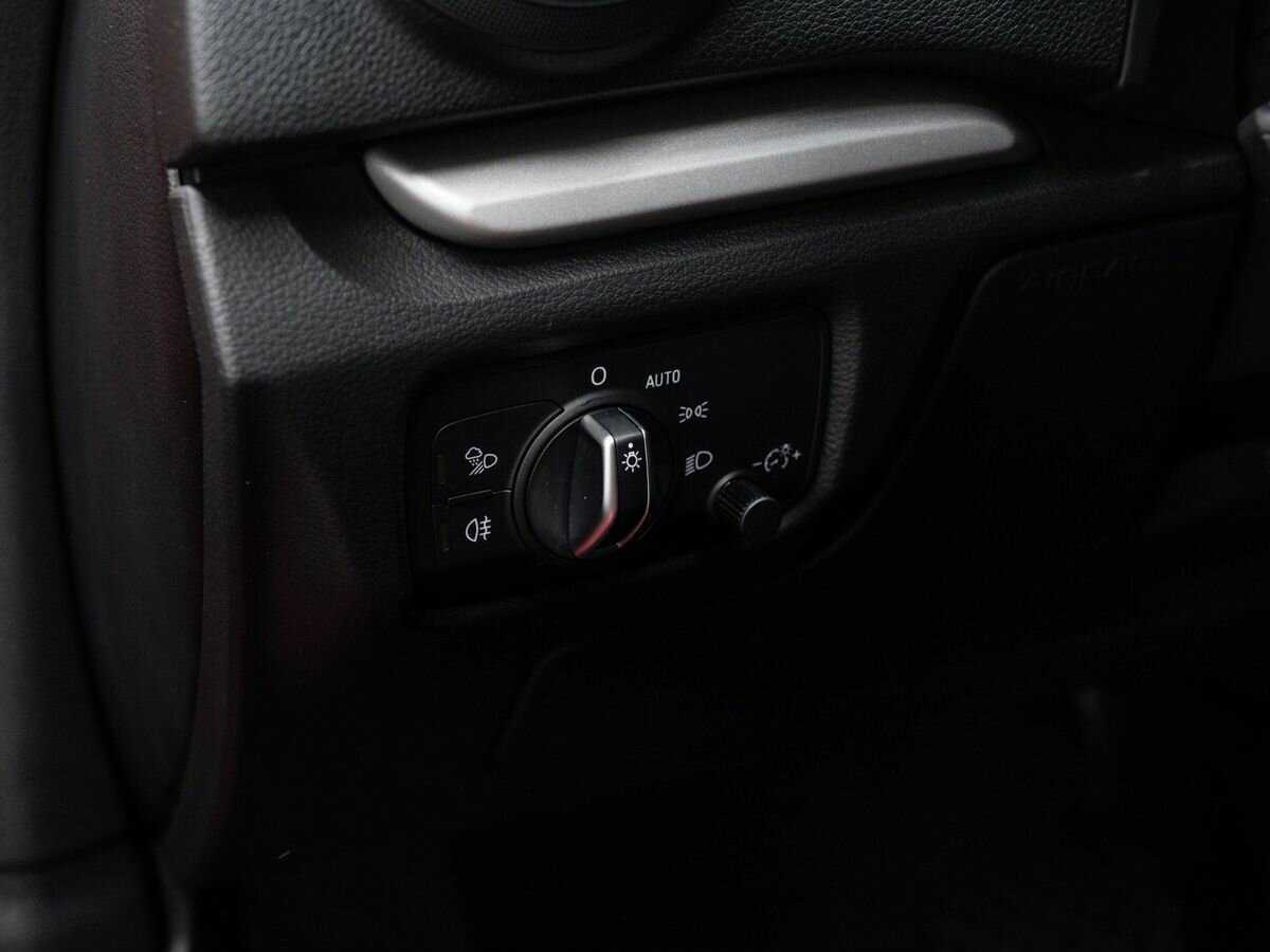 Купить Audi A3, 2020, 59 593 км, фото №17