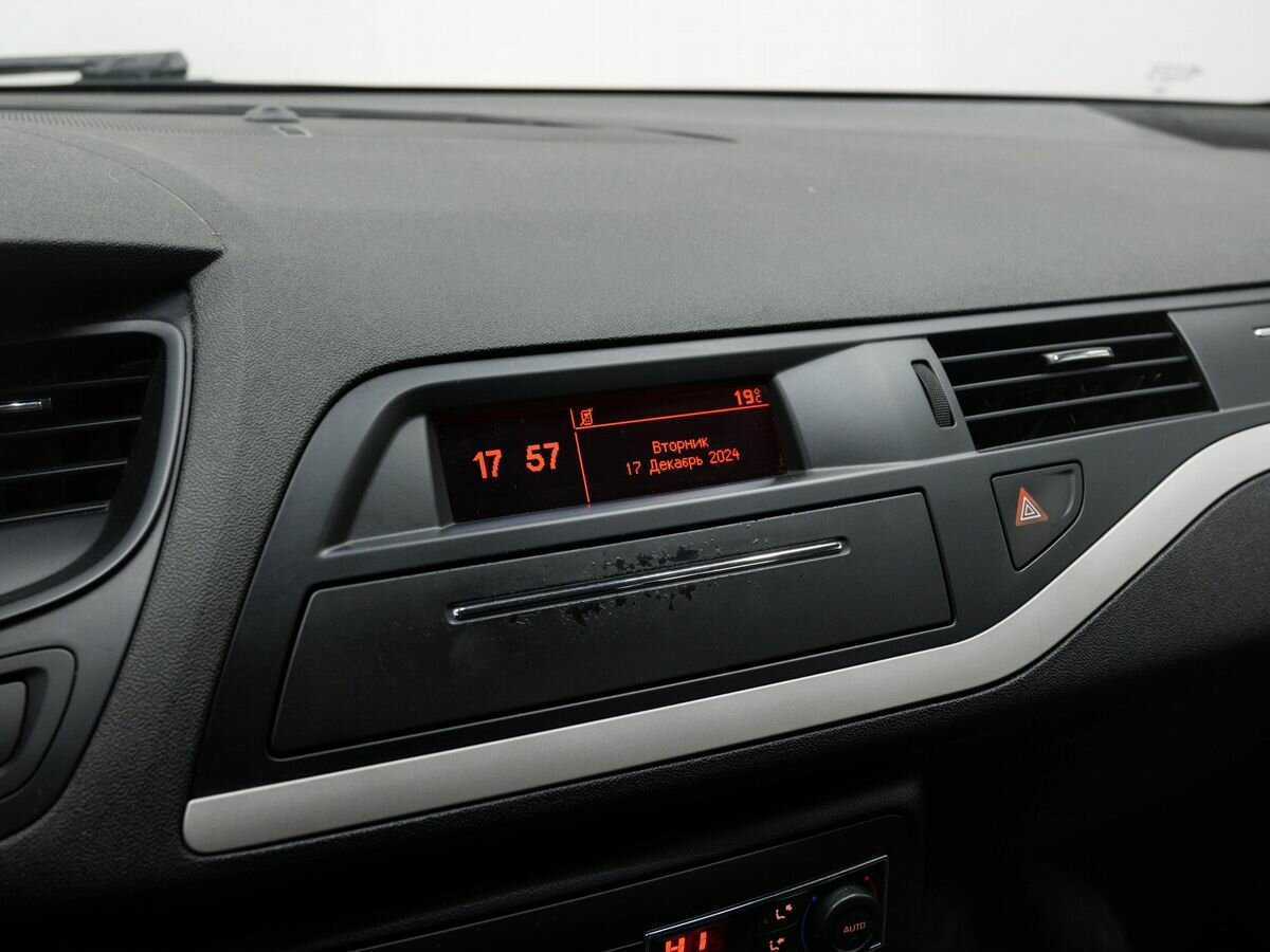 Купить Citroen C5, 2012, 319 982 км, фото №20