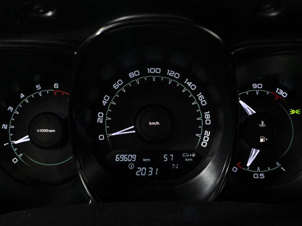 Купить Lada (ВАЗ) Vesta, 2017, 69 607 км, фото №12