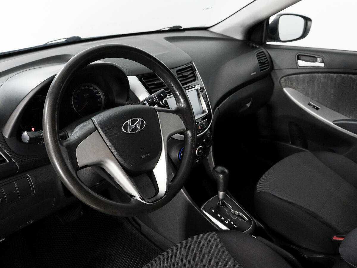 Купить Hyundai Solaris, 2013, 232 271 км, фото №9