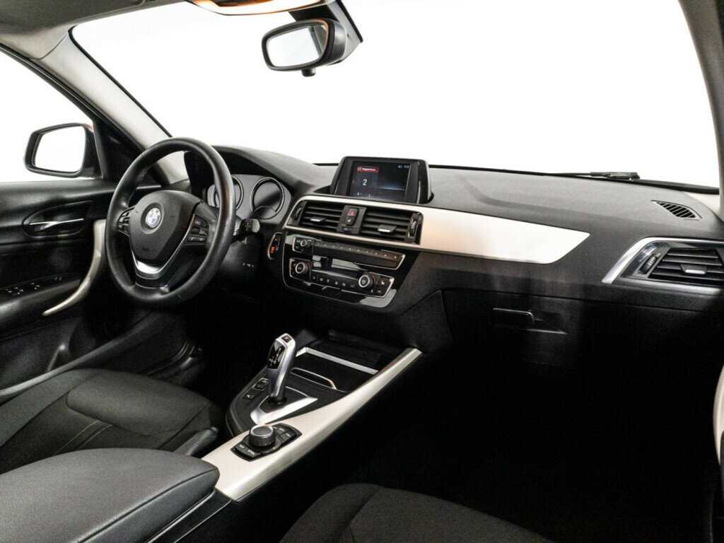 Купить BMW 1 серии 118i, 2017, 149 074 км, фото №9