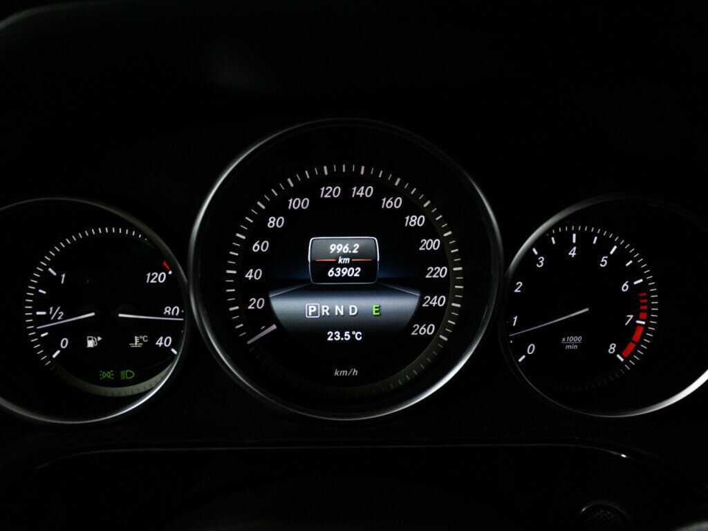 Купить Mercedes-Benz E-Класс 200, 2013, 63 901 км, фото №12