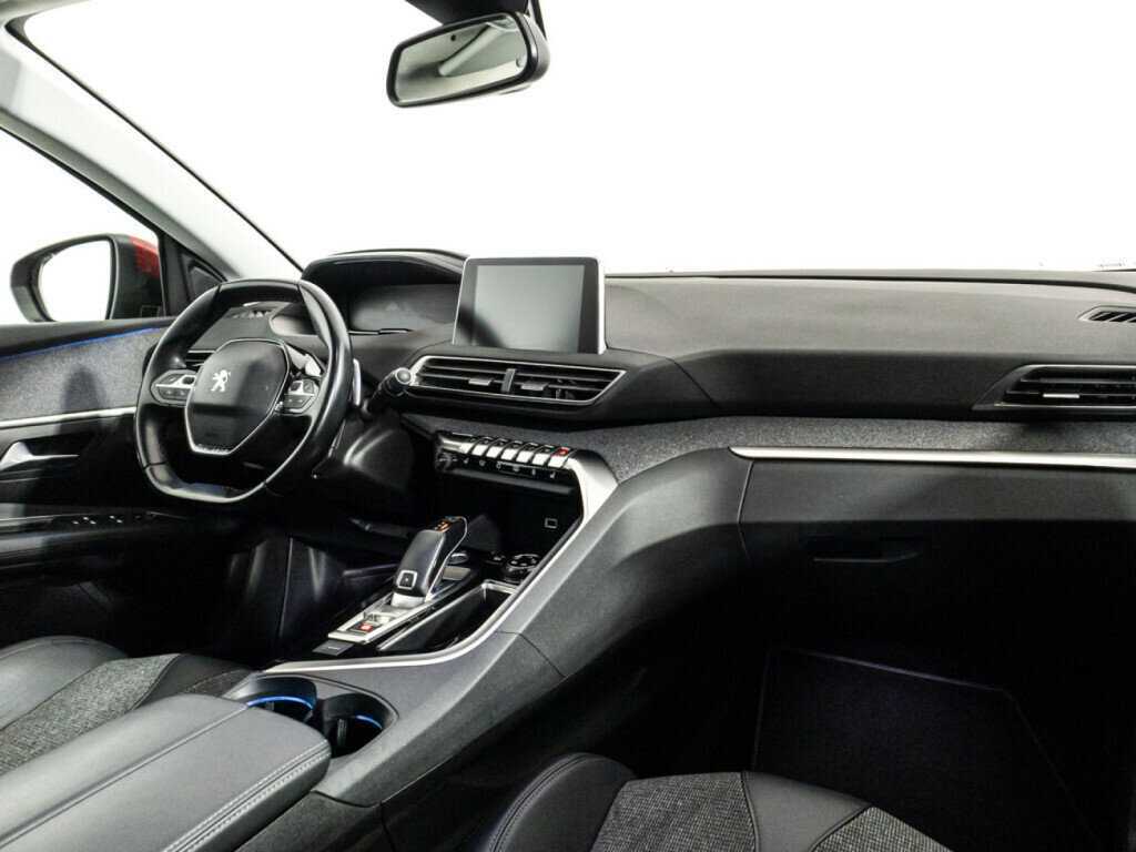 Купить Peugeot 3008, 2019, 148 449 км, фото №9