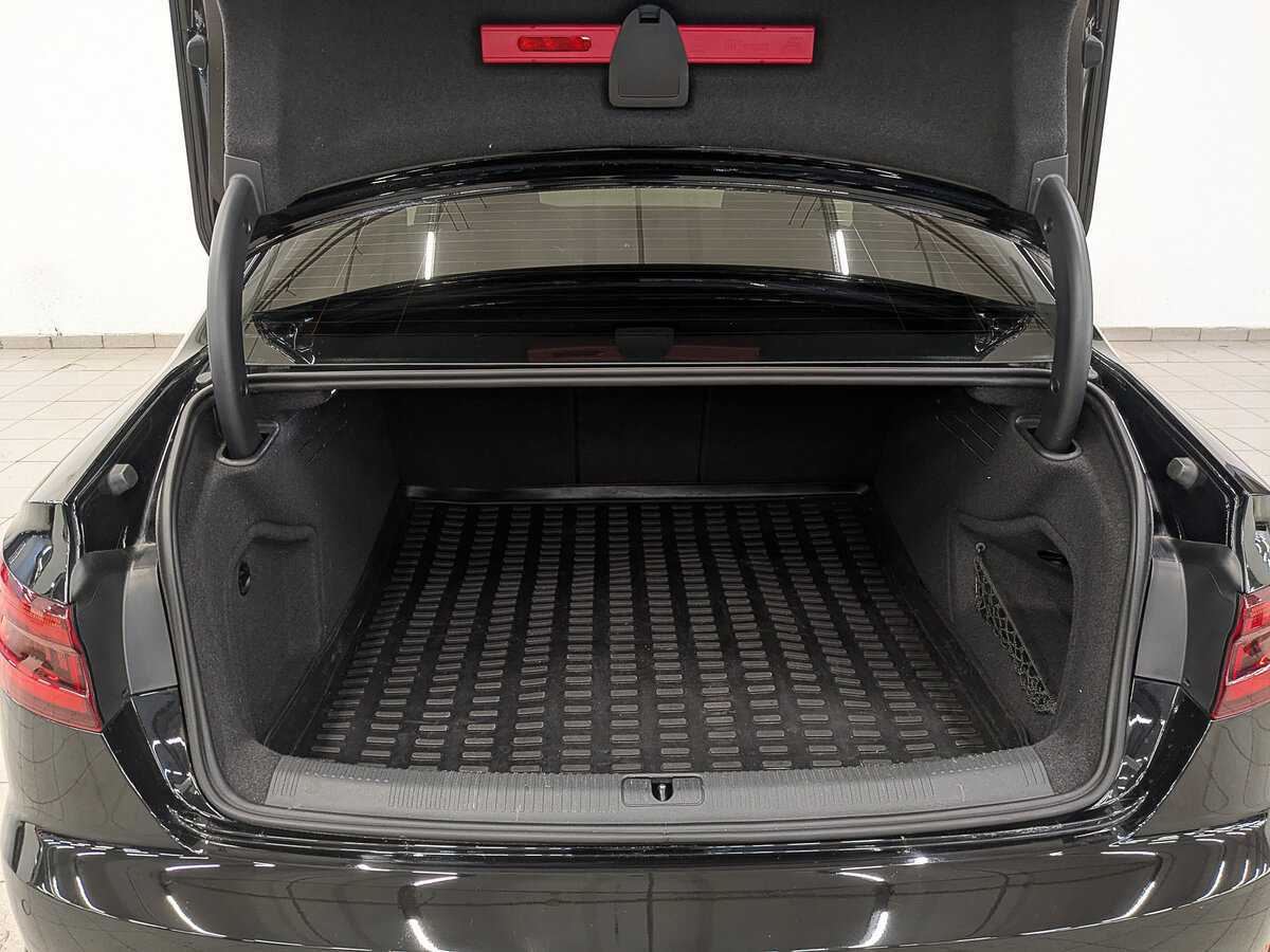 Купить Audi A4, 2018, 97 798 км, фото №10