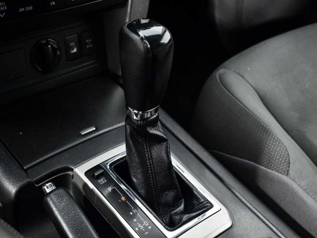 Купить Toyota Land Cruiser Prado, 2013, 261 817 км, фото №11