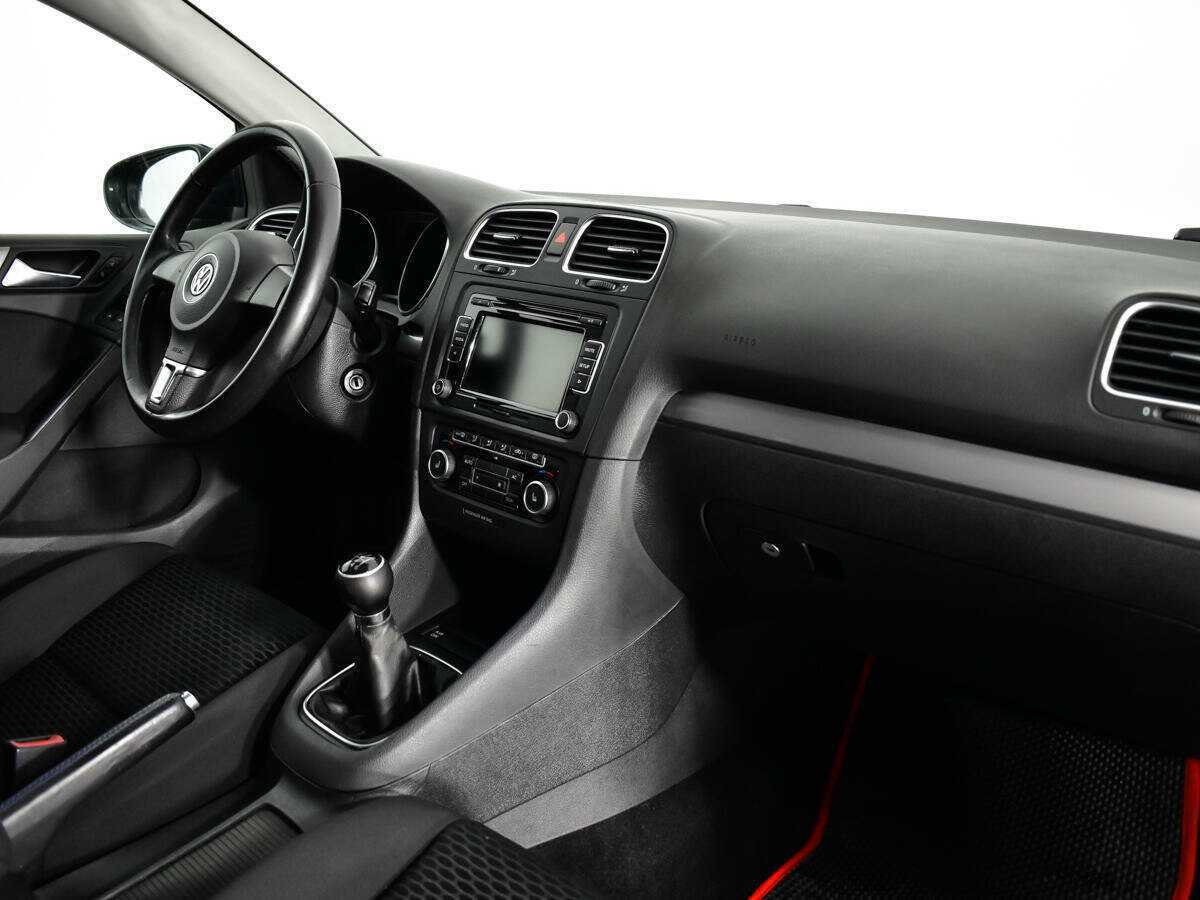 Купить Volkswagen Golf, 2012, 228 103 км, фото №9