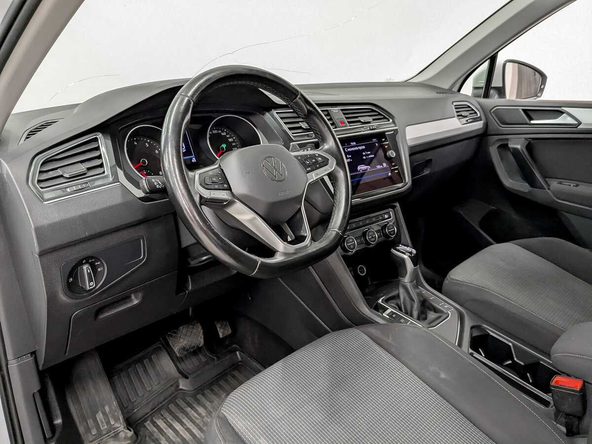 Купить Volkswagen Tiguan, 2021, 131 780 км, фото №15