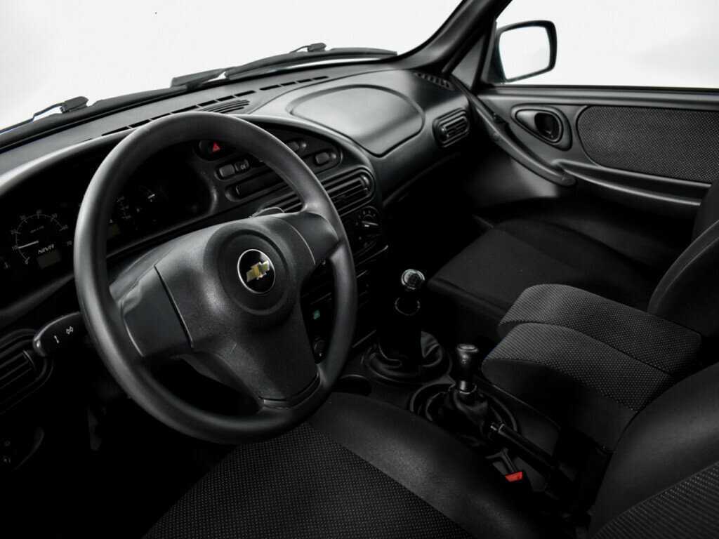 Купить Chevrolet Niva, 2017, 100 396 км, фото №9