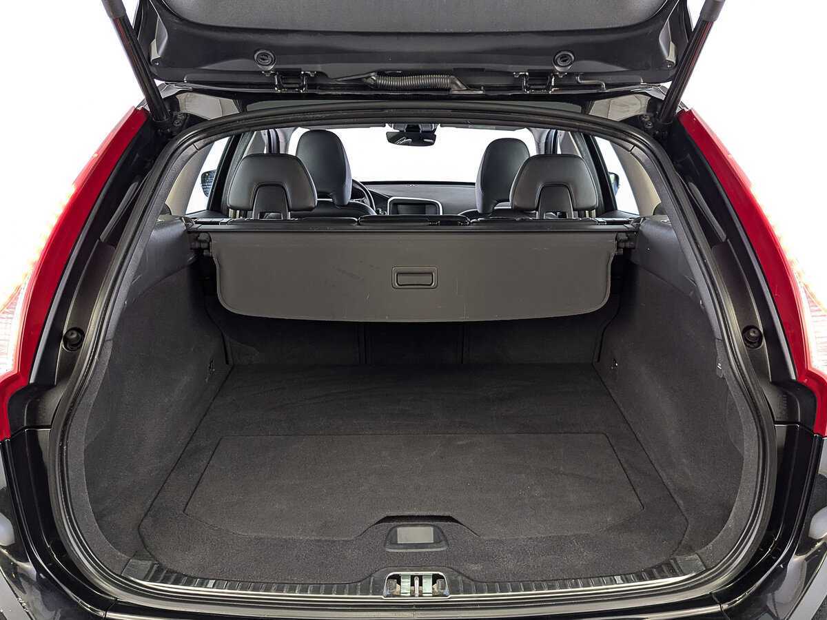 Купить Volvo XC60, 2017, 121 953 км, фото №10