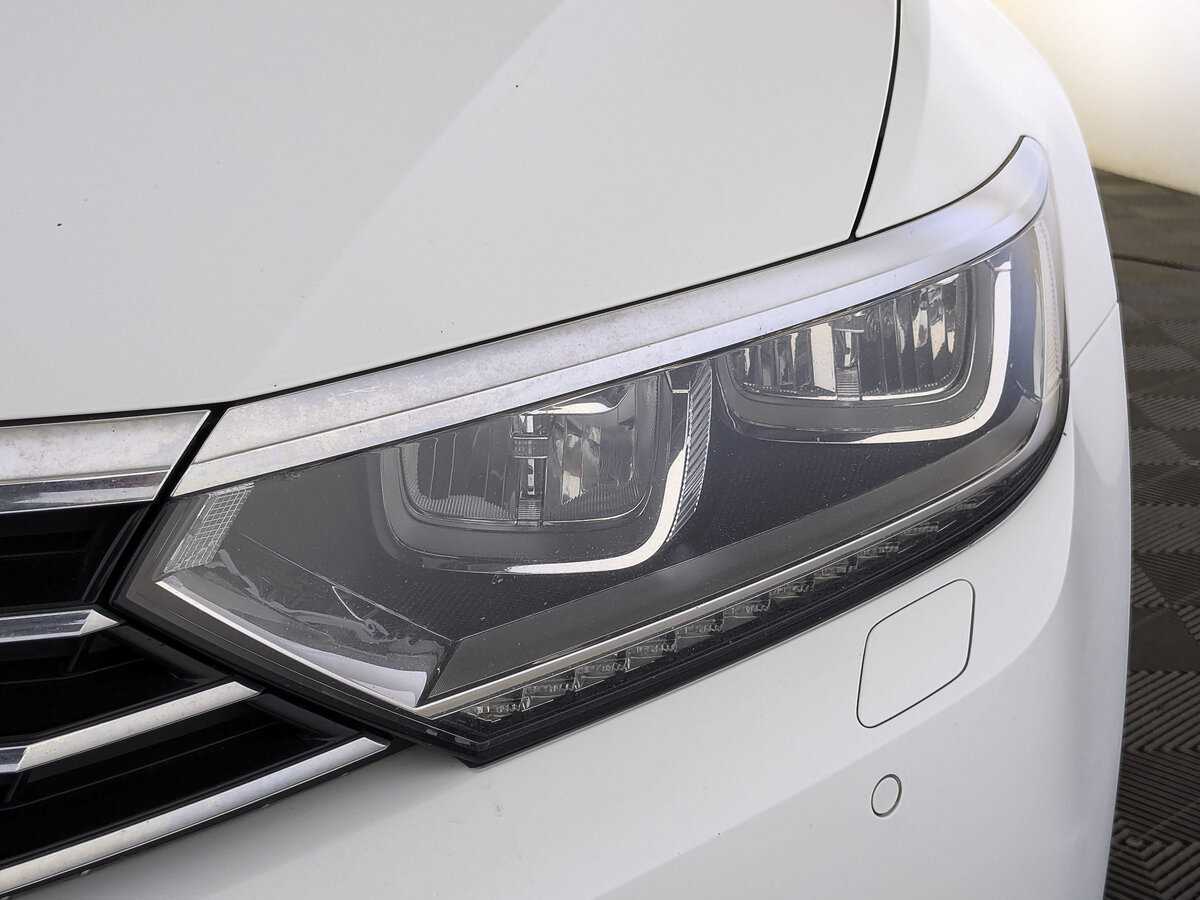 Купить Volkswagen Passat, 2019, 88 389 км, фото №11