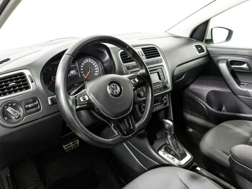 Купить Volkswagen Polo, 2016, 116 000 км, фото №11