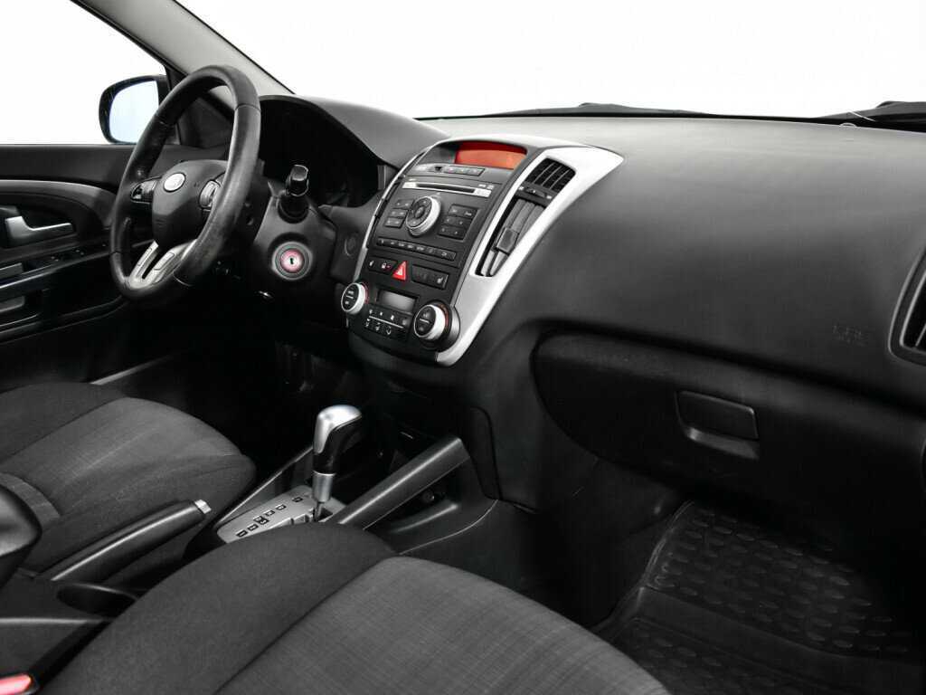 Купить Kia Ceed, 2012, 347 830 км, фото №9