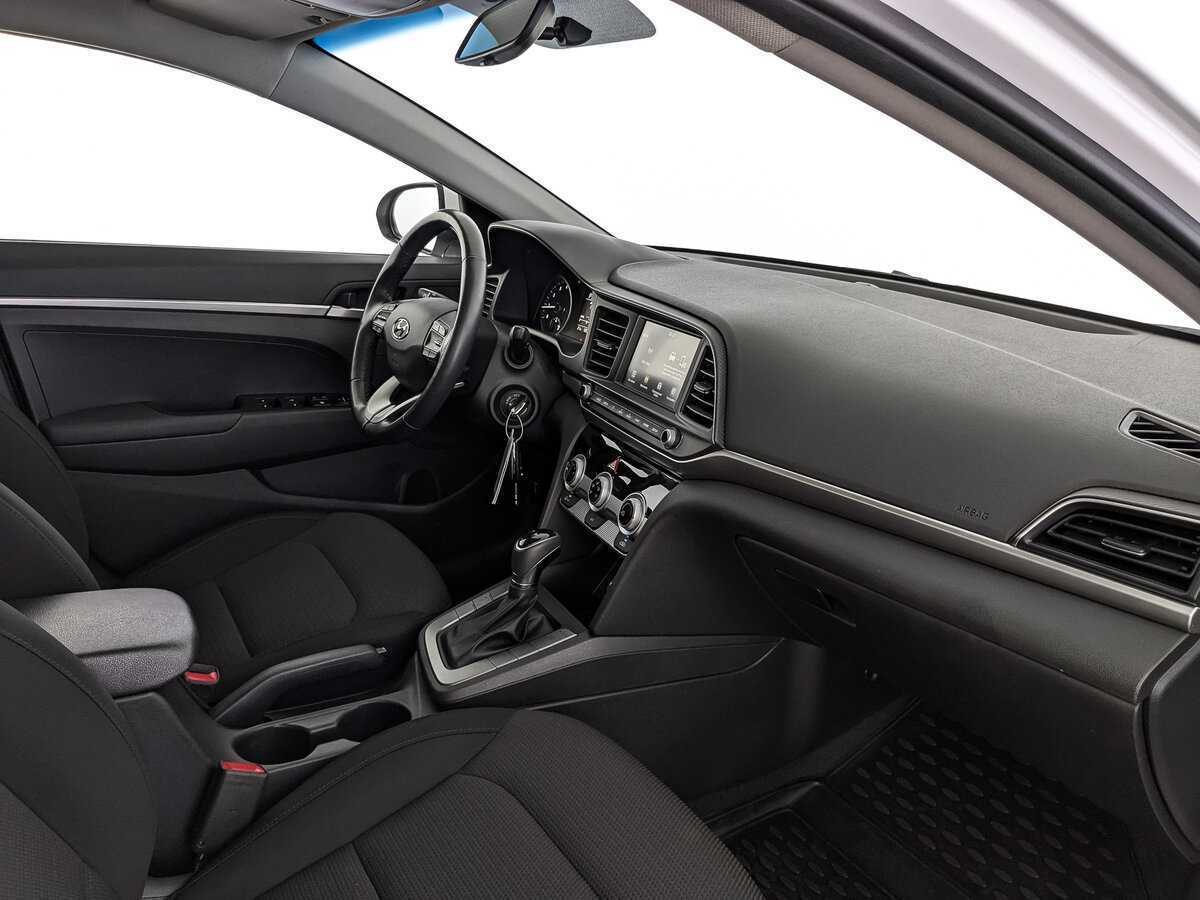 Купить Hyundai Elantra, 2019, 52 091 км, фото №13
