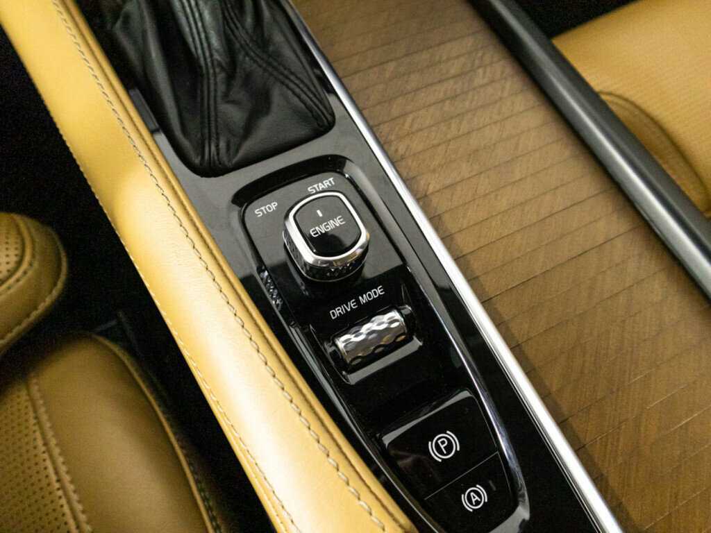 Купить Volvo XC90, 2015, 159 000 км, фото №19