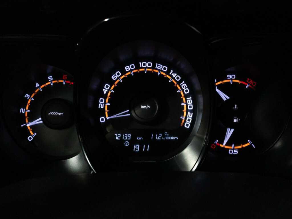 Купить Lada (ВАЗ) Vesta SW, 2019, 72 137 км, фото №12