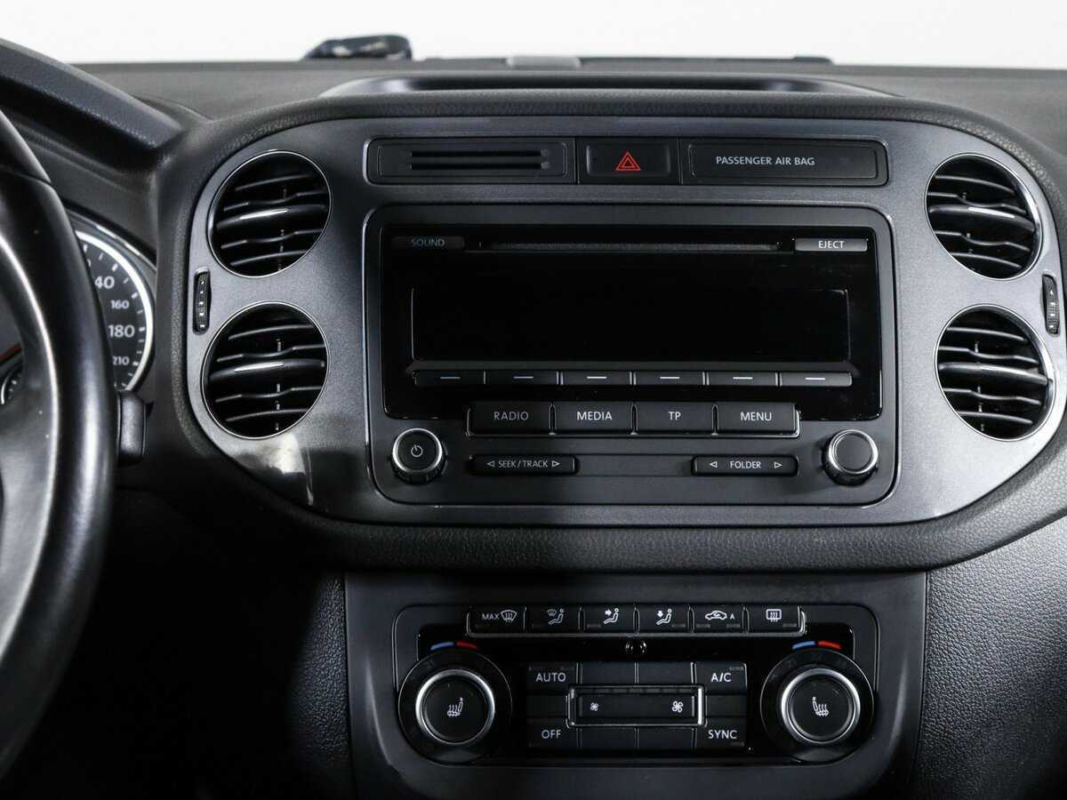 Купить Volkswagen Tiguan, 2012, 219 135 км, фото №10