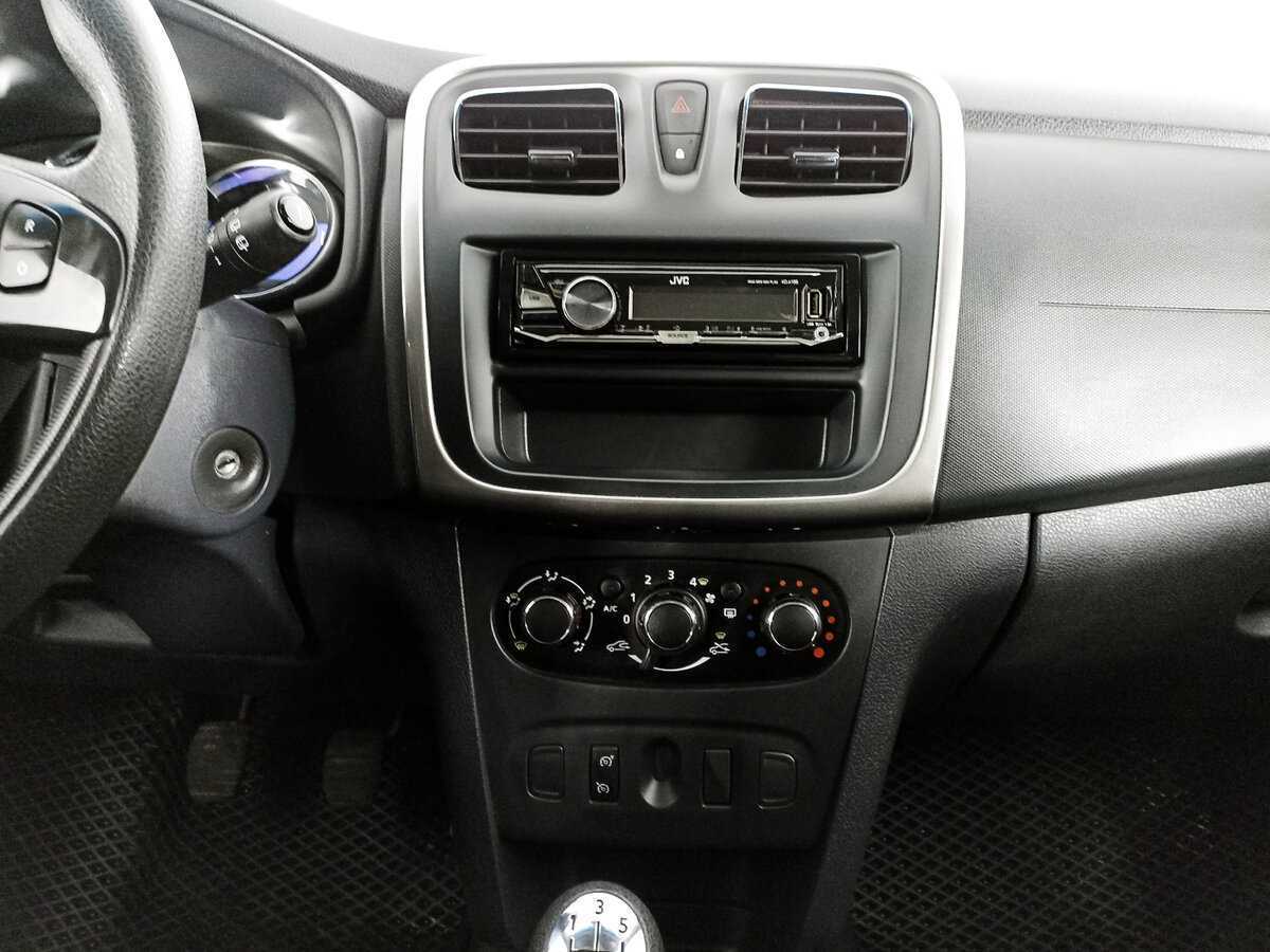 Купить Renault Sandero Stepway, 2017, 49 571 км, фото №13