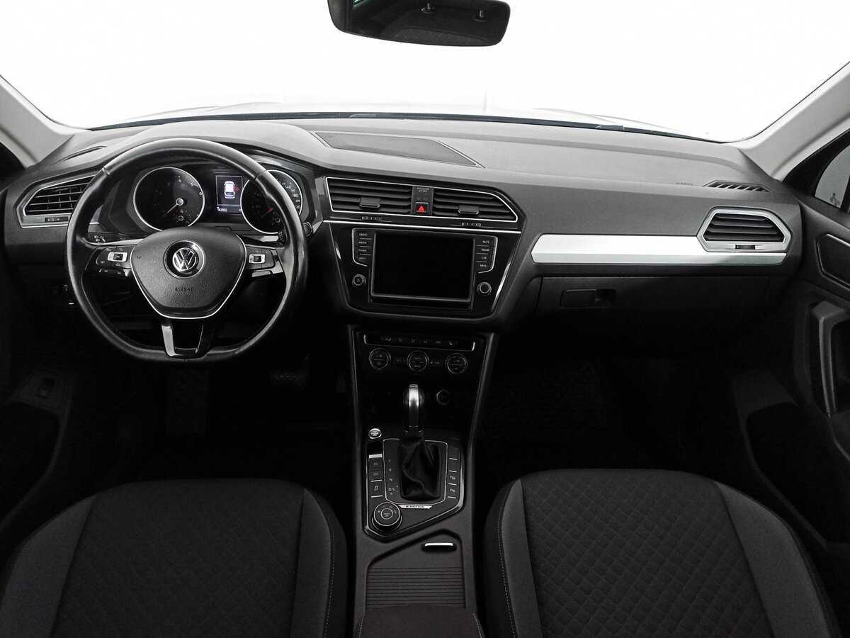 Купить Volkswagen Tiguan, 2017, 182 816 км, фото №14