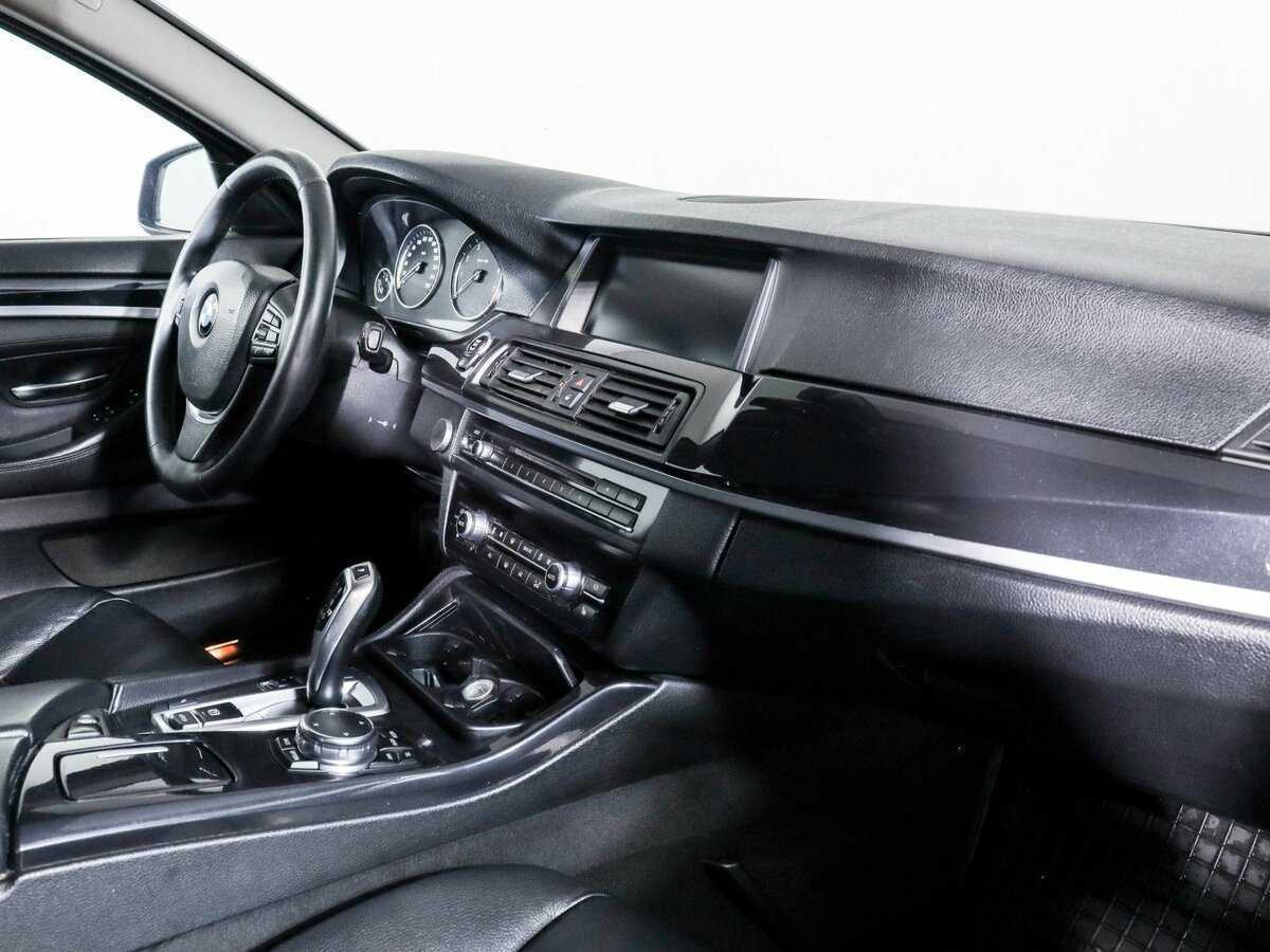 Купить BMW 5 серии 520i, 2013, 278 000 км, фото №6