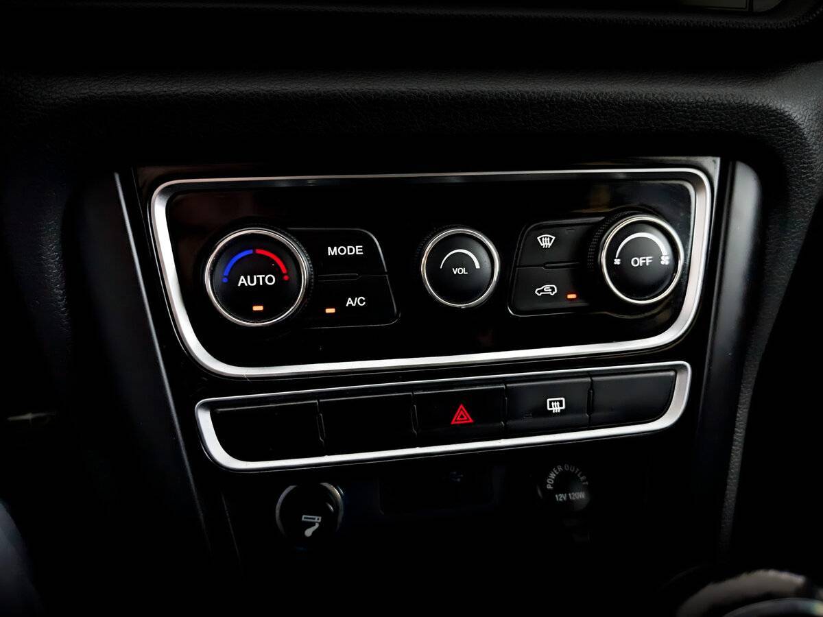 Купить Chery Tiggo 3, 2019, 77 165 км, фото №26