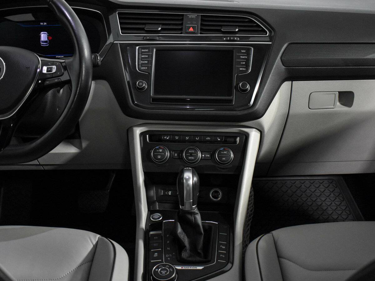 Купить Volkswagen Tiguan, 2017, 124 553 км, фото №14