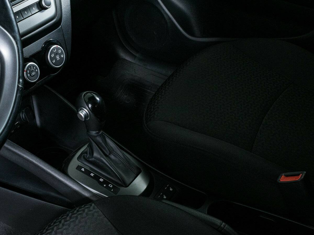 Купить Kia Rio, 2016, 141 000 км, фото №13