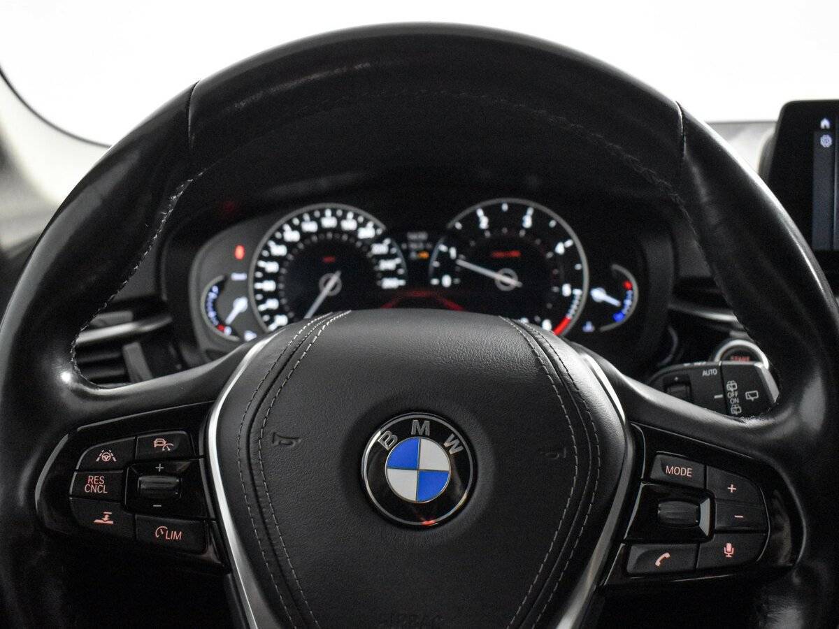 Купить BMW 5 серии 520d, 2017, 118 260 км, фото №21