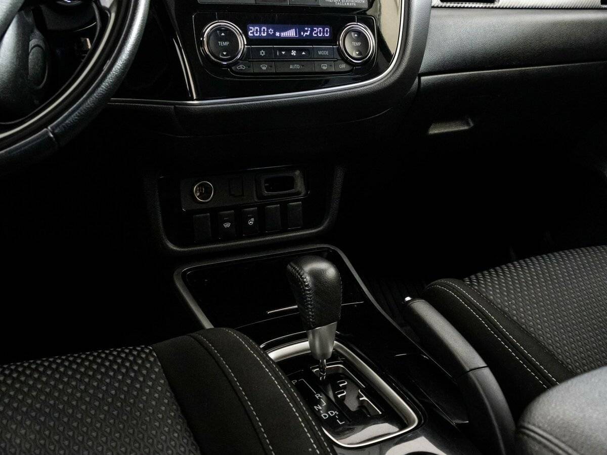 Купить Mitsubishi Outlander, 2018, 127 154 км, фото №12