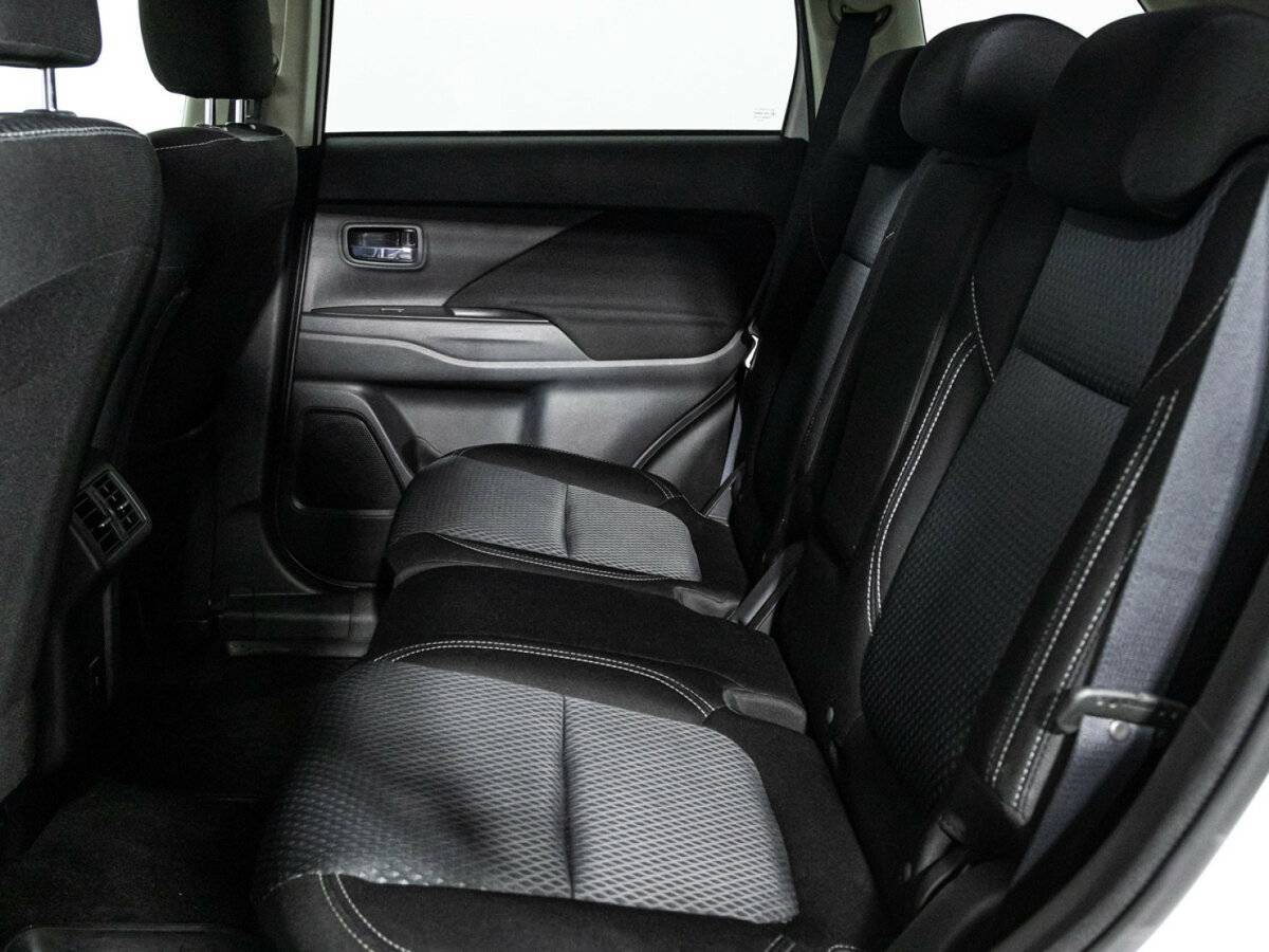 Купить Mitsubishi Outlander, 2021, 104 950 км, фото №10