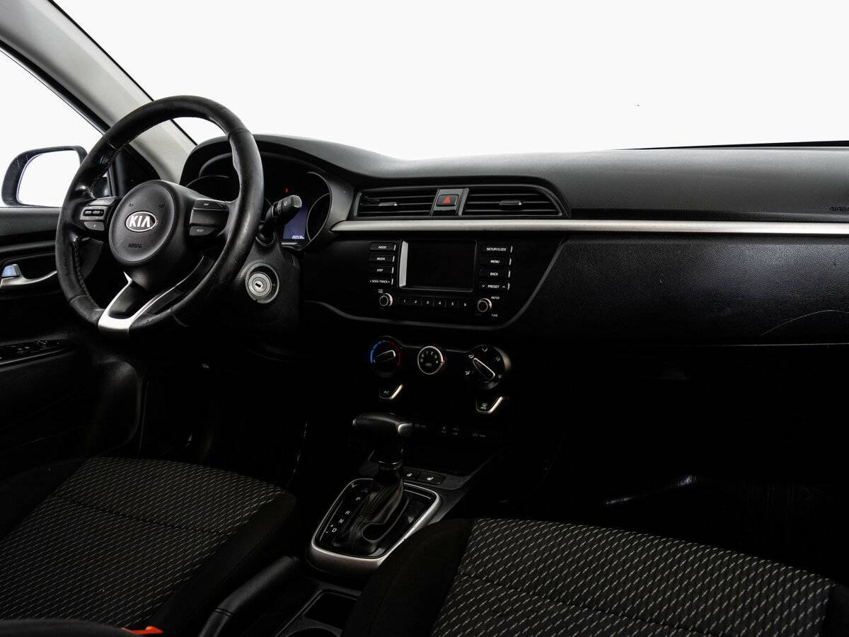 Купить Kia Rio, 2017, 260 535 км, фото №9