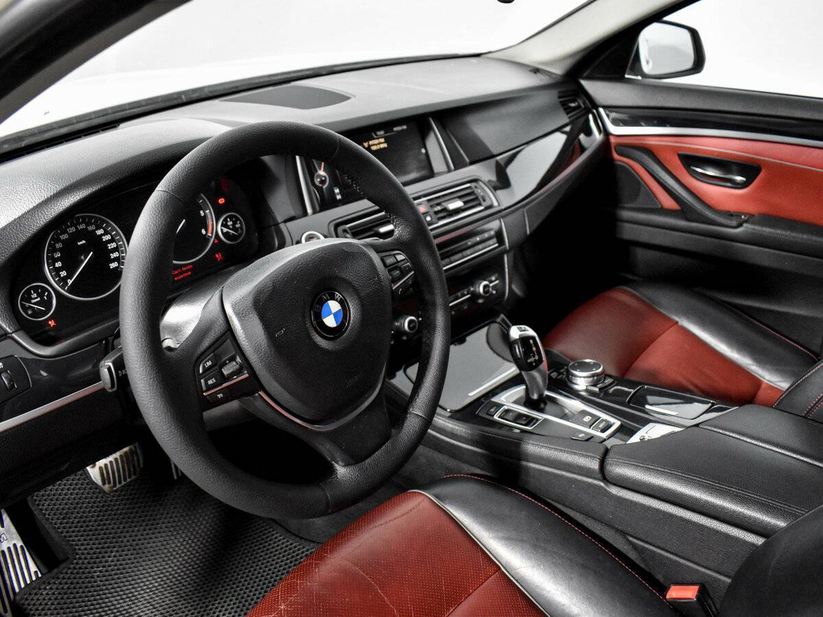 Купить BMW 5 серии 520d, 2013, 288 833 км, фото №7