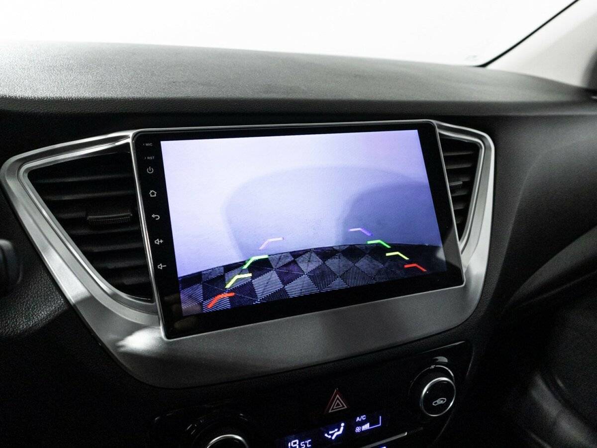 Купить Hyundai Solaris, 2018, 152 848 км, фото №16