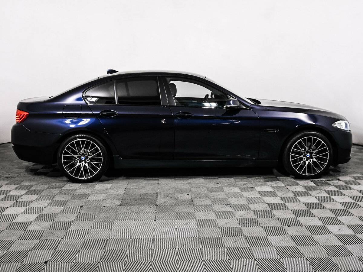 Купить BMW 5 серии 520d, 2016, 99 006 км, фото №4