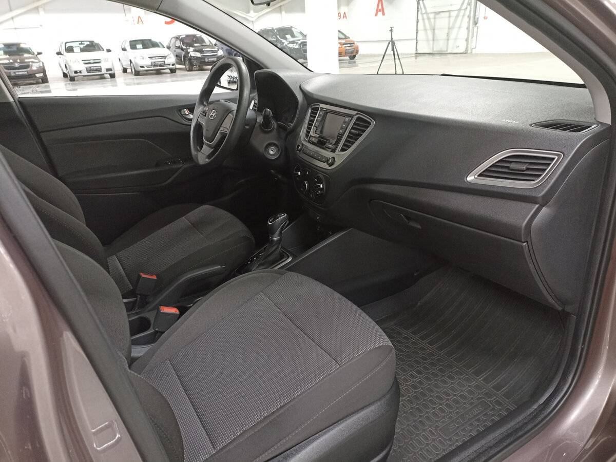 Купить Hyundai Solaris, 2019, 29 302 км, фото №11