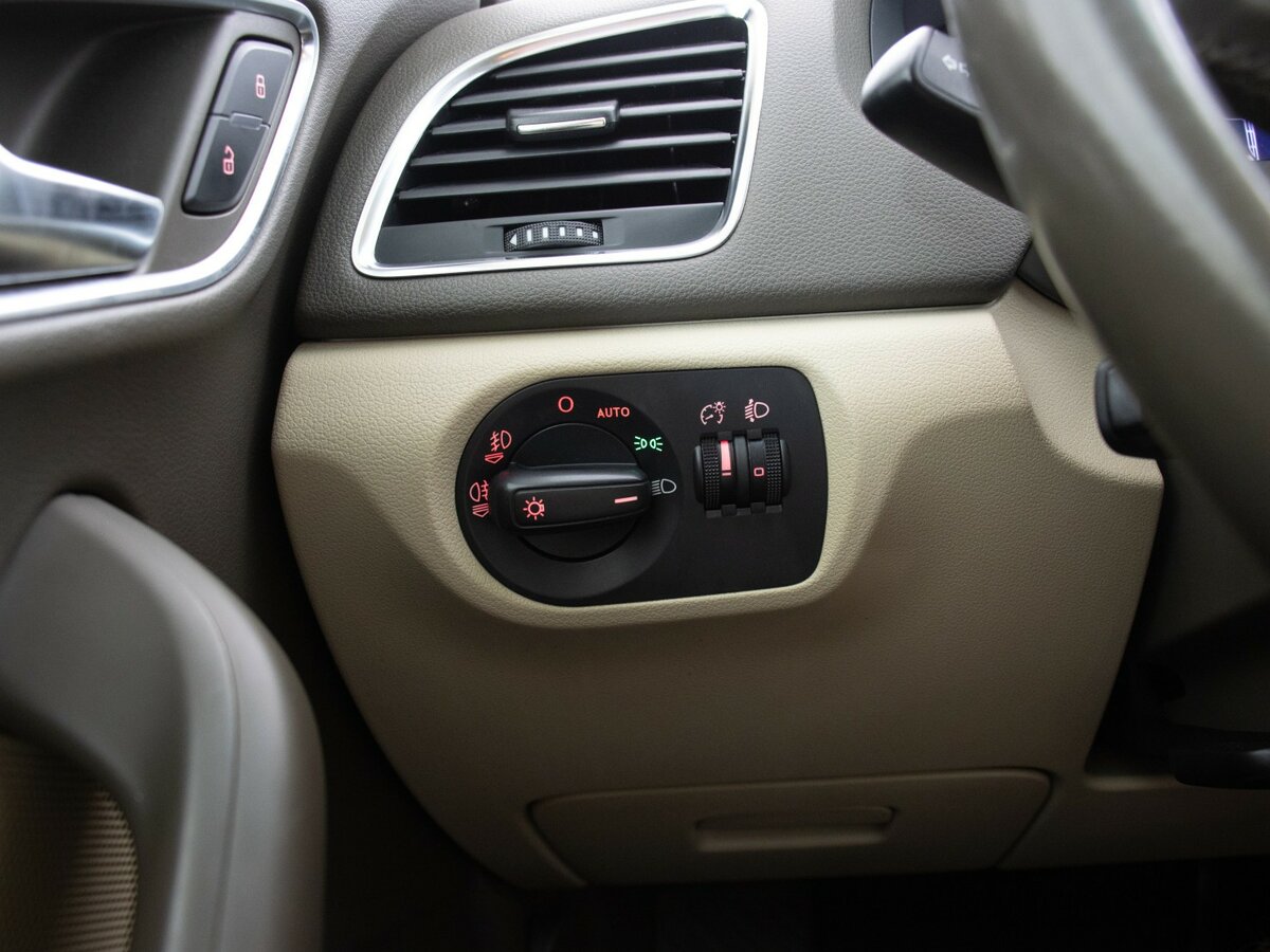 Купить Audi Q3 I (8U), 2013, 209 348 км, фото №13