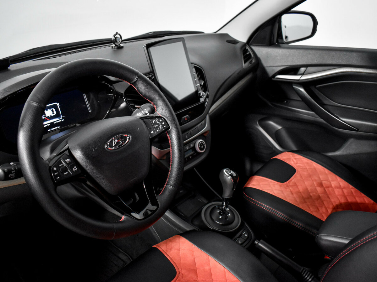 Купить Lada (ВАЗ) Vesta SW I, 2018, 107 000 км, фото №9