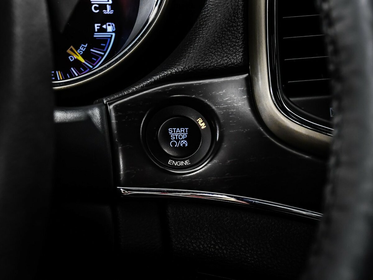 Купить Jeep Grand Cherokee IV (WK2) Рестайлинг, 2014, 148 500 км, фото №18