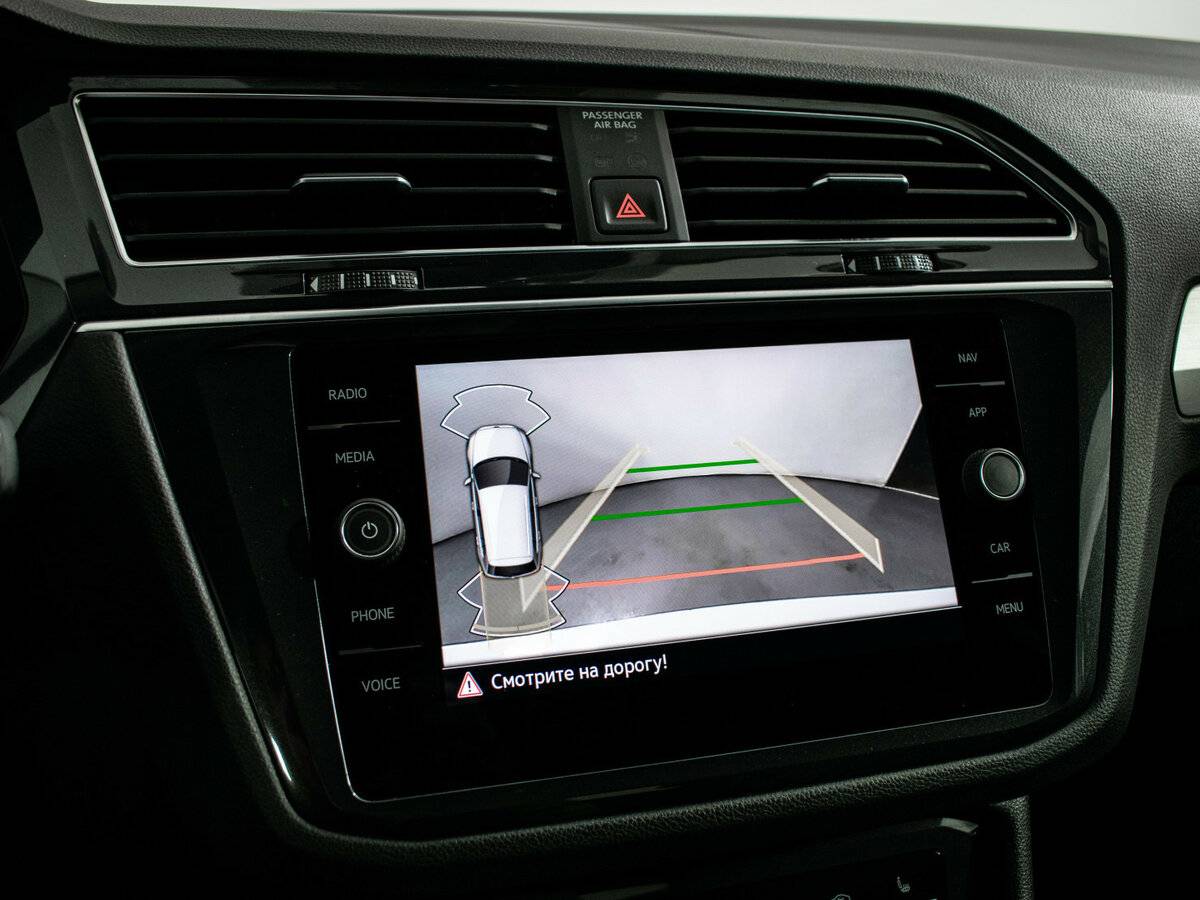 Купить Volkswagen Tiguan II Рестайлинг, 2022, 93 422 км, фото №15