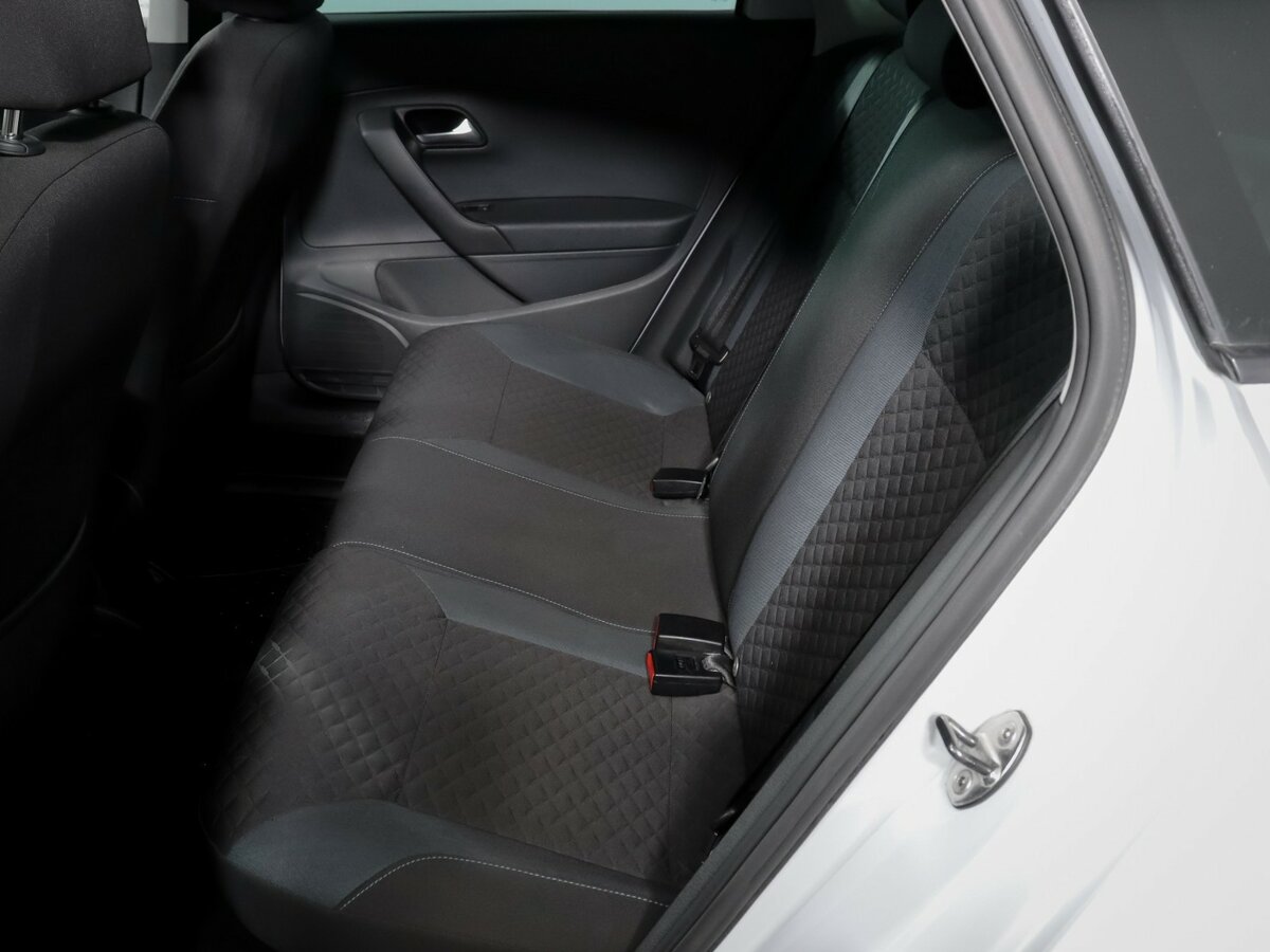Купить Volkswagen Polo V Рестайлинг, 2019, 35 558 км, фото №8